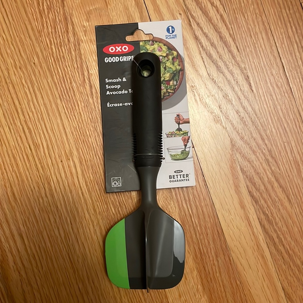 OXO Smash and Scoop Avocado Tool NWT